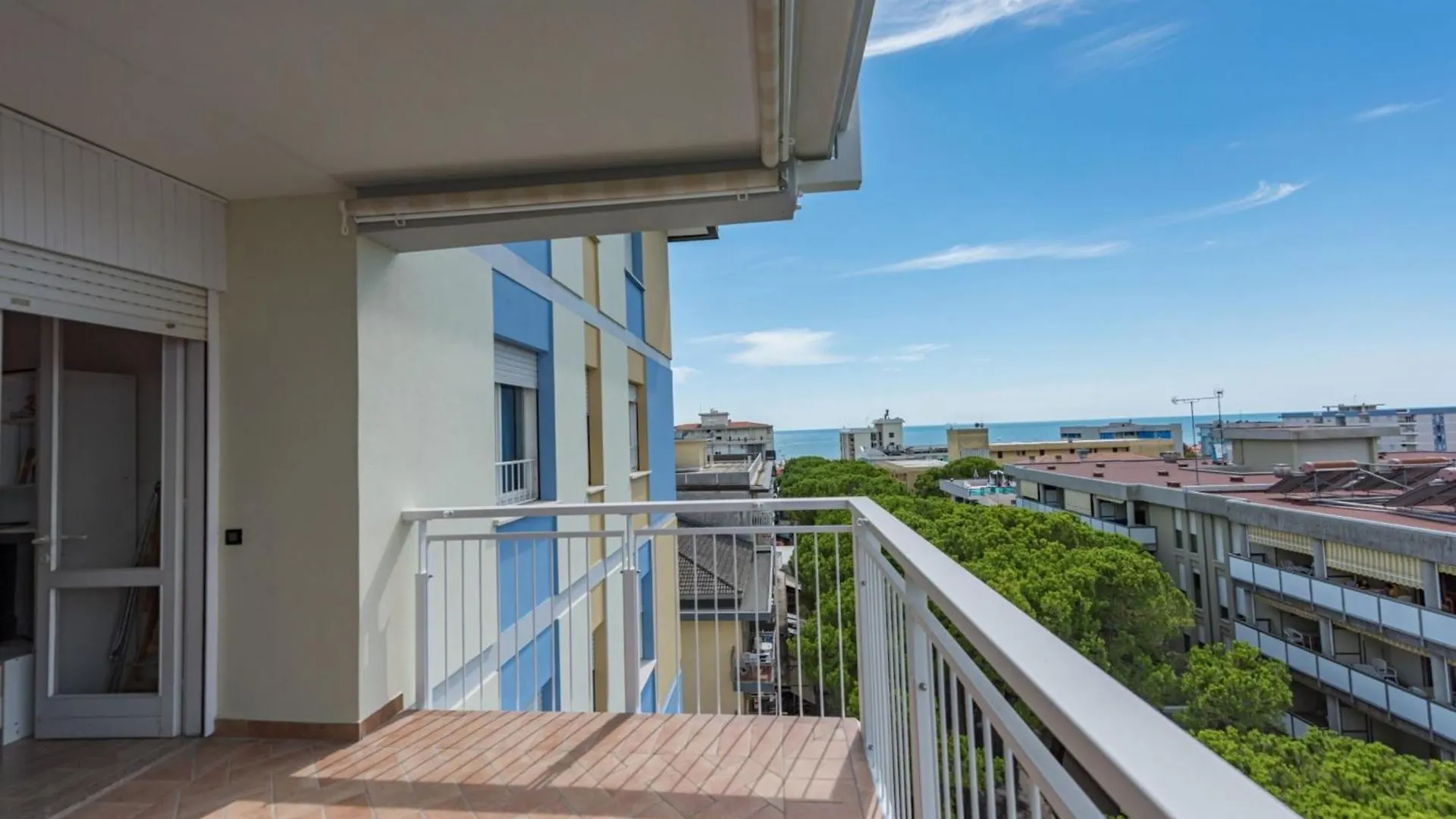 Spacious Flat With Sea View Terrace - Beahost ビビオーネ イタリア